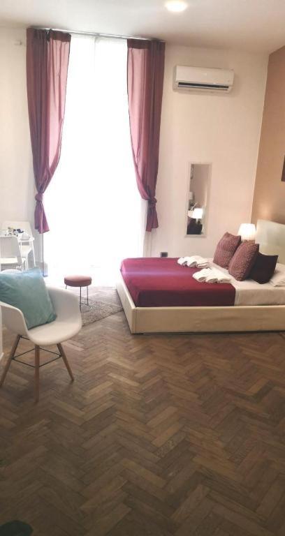 Domus Luigi Leone 2 Bed & Breakfast Napoli Exterior foto